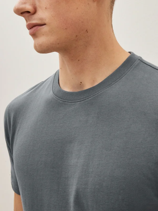 TSH321 (1) Essential Cotton T-Shirt